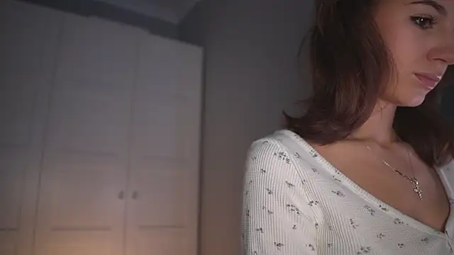 -JuicyMolly- online show from 18, 1, 2026