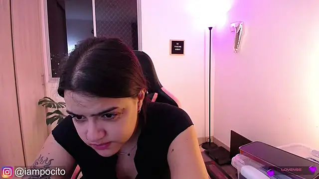Snapshot of pocitox chatting on 5, 2, 2025 pocitox online show from 5, 2, 2025