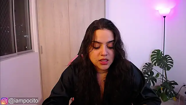 Snapshot of pocitox chatting on 7, 11, 2025 pocitox online show from 7, 11, 2025