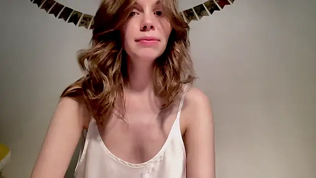 Nikki Mimimi online show from 18, 1, 2025