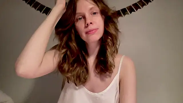 Nikki Mimimi online show from 24, 1, 2025