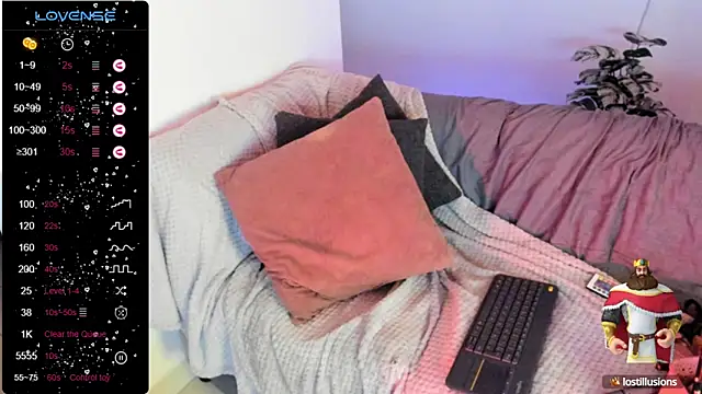 Snapshot of abigail_luna chatting on 15, 10, 2025 abigail luna online show from 15, 10, 2025