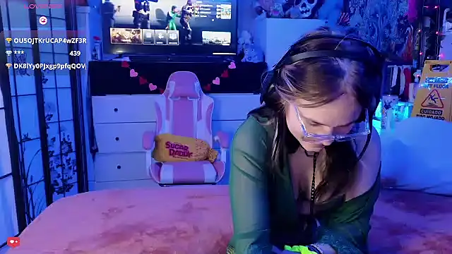 Cutiepiespanks online show from 3, 3, 2025