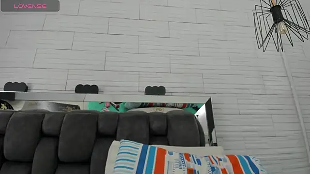 allice green online show from 24, 4, 2026