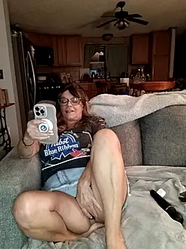 Snapshot of cowgirlc chatting on 19, 3, 2025 cowgirlc online show from 19, 3, 2025