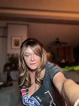 cowgirlc online show from 29, 4, 2026