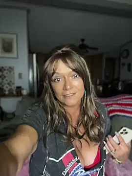 Snapshot of cowgirlc chatting on 16, 6, 2026 cowgirlc online show from 16, 6, 2026