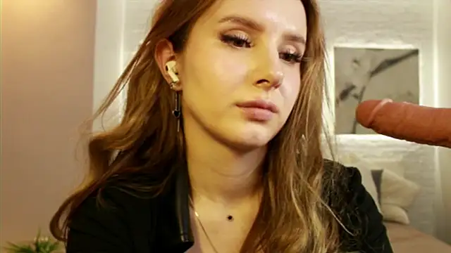 Betty June online show from 8, 3, 2025