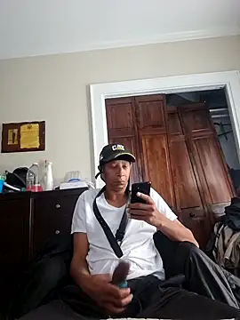 Snapshot of Vybezmaster chatting on 22, 11, 2025 Vybezmaster online show from 22, 11, 2025