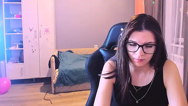 MollyLollipop online show from 12, 1, 2026