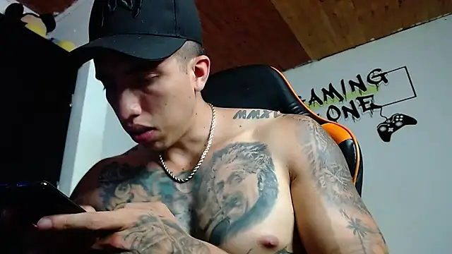 Adam Hudsond online show from 6, 2, 2025