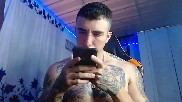 Adam Hudsond online show from 6, 2, 2026