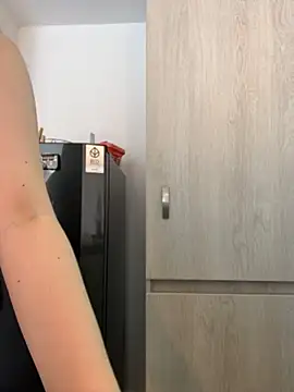 MiaJacksonn online show from 28, 4, 2026