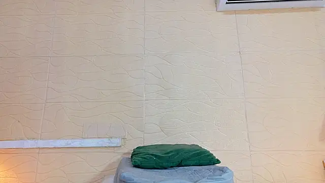 Sweet baby hellen online show from 14, 3, 2025