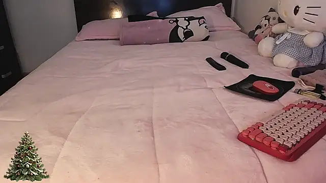 Snapshot of MARIANADIRTY chatting on 5, 1, 2025 MARIANADIRTY online show from 5, 1, 2025