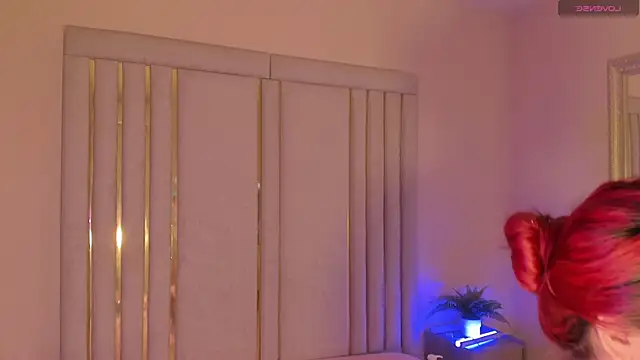 Snapshot of Saekohofman chatting on 1, 5, 2026 Saekohofman online show from 1, 5, 2026