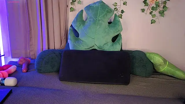 Snapshot of AnnaGingerDD chatting on 28, 2, 2026 AnnaGingerDD online show from 28, 2, 2026