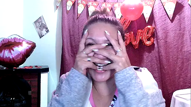 Snapshot of yayita_mature chatting on 10, 2, 2025 yayita mature online show from 10, 2, 2025