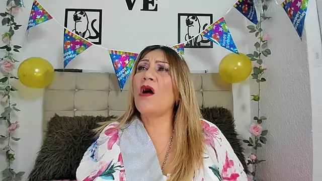 Snapshot of yayita_mature chatting on 10, 6, 2026 yayita mature online show from 10, 6, 2026