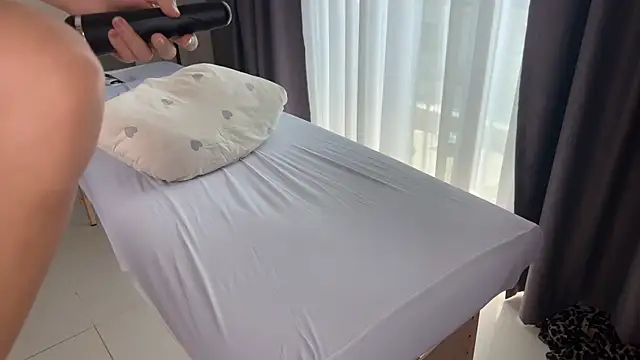 Eva Nathan online show from 29, 1, 2025