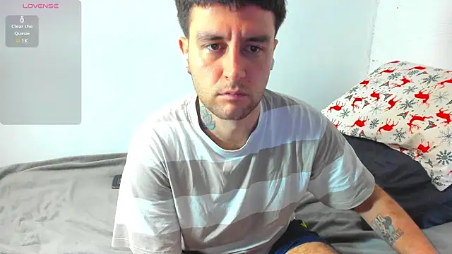 Snapshot of HonestAndrew chatting on 11, 1, 2025 HonestAndrew online show from 11, 1, 2025