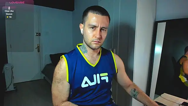 Snapshot of HonestAndrew chatting on 27, 1, 2025 HonestAndrew online show from 27, 1, 2025