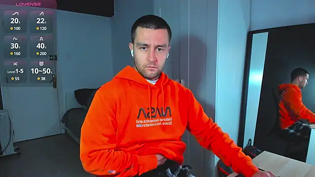 Snapshot of HonestAndrew chatting on 28, 1, 2025 HonestAndrew online show from 28, 1, 2025