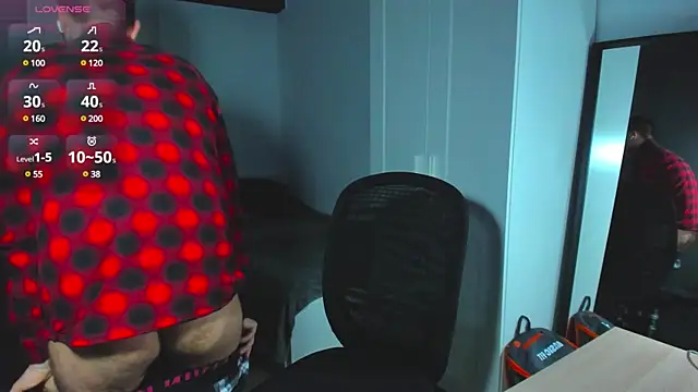 Snapshot of HonestAndrew chatting on 29, 1, 2025 HonestAndrew online show from 29, 1, 2025