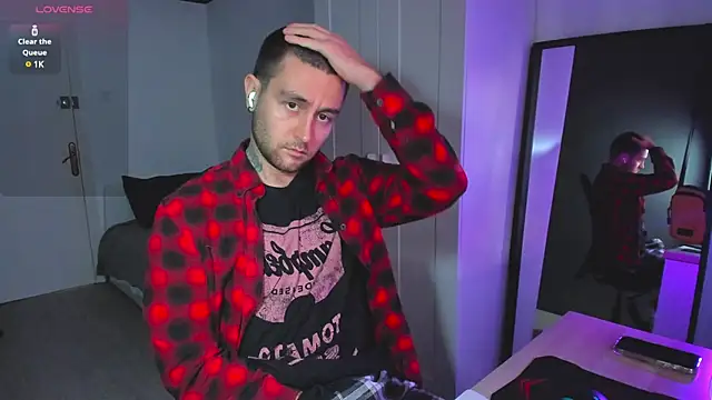 Snapshot of HonestAndrew chatting on 30, 1, 2025 HonestAndrew online show from 30, 1, 2025