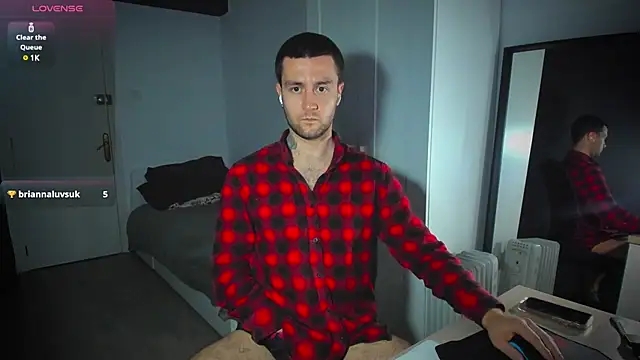 Snapshot of HonestAndrew chatting on 15, 2, 2025 HonestAndrew online show from 15, 2, 2025