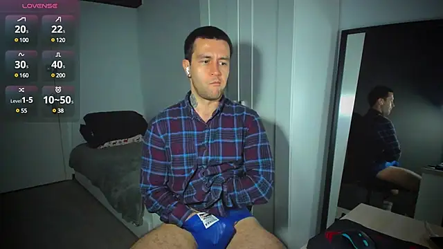 Snapshot of HonestAndrew chatting on 20, 2, 2025 HonestAndrew online show from 20, 2, 2025