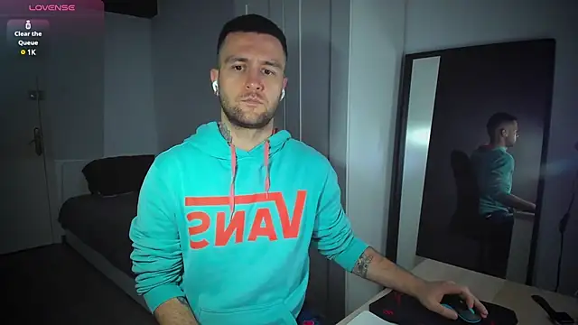 Snapshot of HonestAndrew chatting on 26, 2, 2025 HonestAndrew online show from 26, 2, 2025