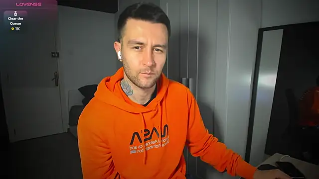 Snapshot of HonestAndrew chatting on 14, 3, 2025 HonestAndrew online show from 14, 3, 2025