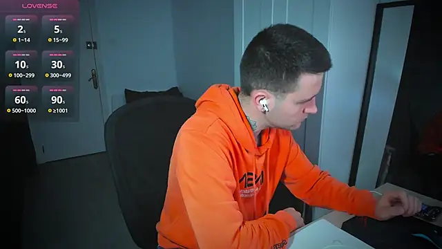 Snapshot of HonestAndrew chatting on 16, 3, 2025 HonestAndrew online show from 16, 3, 2025