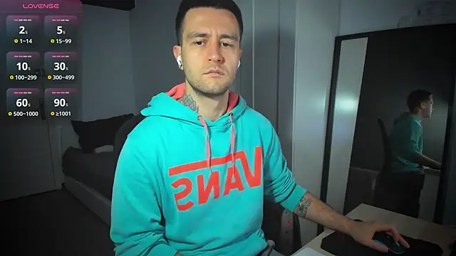 Snapshot of HonestAndrew chatting on 18, 3, 2025 HonestAndrew online show from 18, 3, 2025