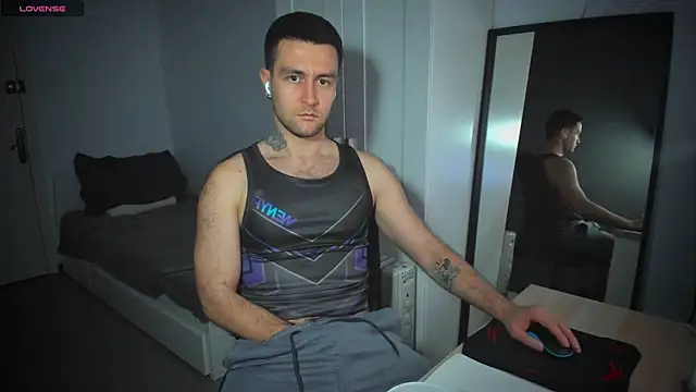 Snapshot of HonestAndrew chatting on 18, 3, 2025 HonestAndrew online show from 18, 3, 2025