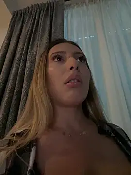 Snapshot of Eva_Ryen chatting on 14, 9, 2025 Eva Ryen online show from 14, 9, 2025