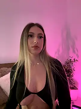 Snapshot of Eva_Ryen chatting on 1, 10, 2025 Eva Ryen online show from 1, 10, 2025