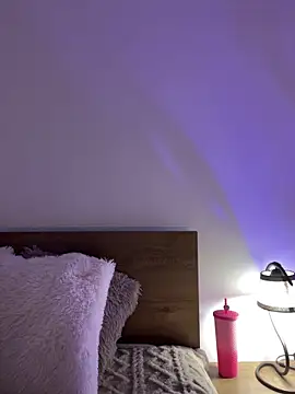 Snapshot of Eva_Ryen chatting on 5, 11, 2025 Eva Ryen online show from 5, 11, 2025