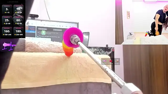 Paulina Davis  online show from 15, 2, 2026