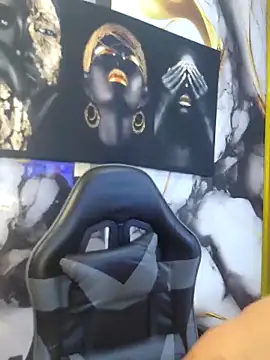 LizzRouse online show from 27, 4, 2026