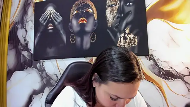 LizzRouse online show from 5, 6, 2026