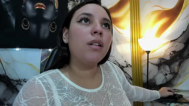 LizzRouse online show from 4, 7, 2026