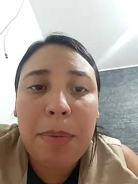 LizzRouse online show from 15, 7, 2026