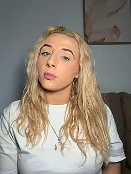 Strongqueen online show from 3, 5, 2026