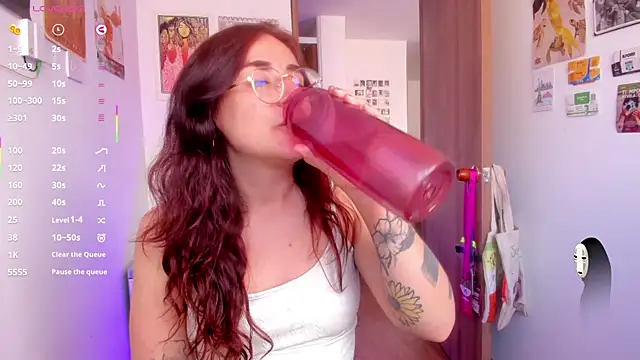 linda giggle online show from 25, 5, 2026