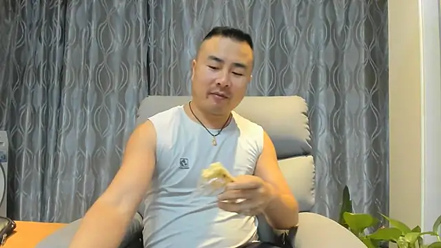 Snapshot of guozuo chatting on 28, 5, 2026 guozuo online show from 28, 5, 2026