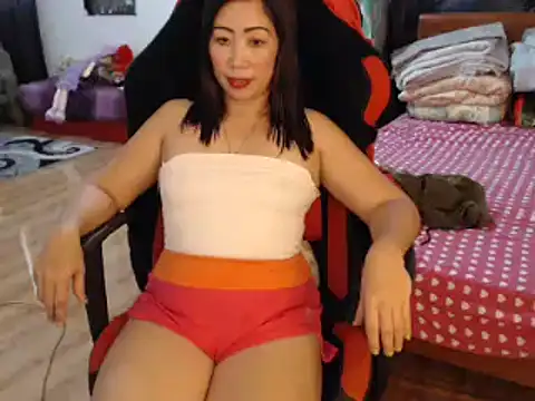 Snapshot of SweetAsian_Jojo69 chatting on 30, 12, 2024 SweetAsian Jojo69 online show from 30, 12, 2024