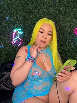 Snapshot of ThickAssRena chatting on 11, 3, 2026 ThickAssRena online show from 11, 3, 2026