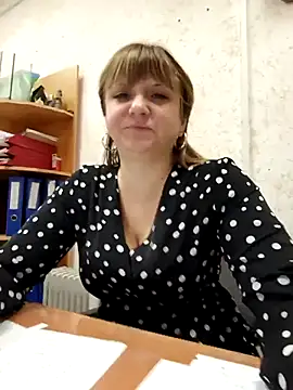 Snapshot of Office_Albertina chatting on 20, 11, 2025 Office Albertina online show from 20, 11, 2025